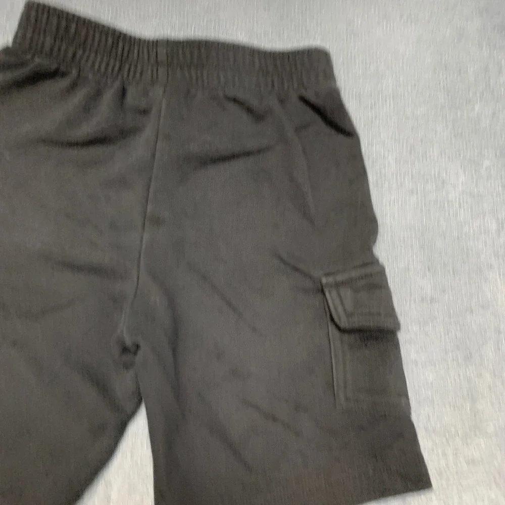 Nike Sweat Shorts Boys Large Black Swoosh Logo Fleece Lined Utility Pockets